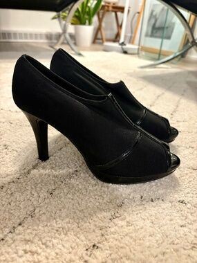 Black Textile Patent Open Toe Heels